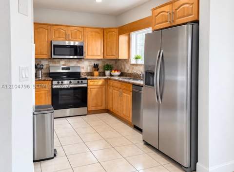 2521 NE 41st Ave, Homestead FL - photo 6 of 15