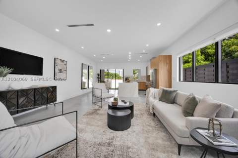 1771 NW 3 St, Miami FL - photo 7 of 39