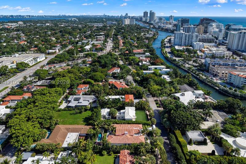 4 bedroom SingleFamilyResidence at 2534 Flamingo Dr, Flamingo Terrace Extensio, Miami Beach — photo 5