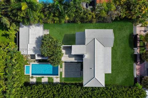 2534 Flamingo Dr, Miami Beach FL - photo 6 of 13