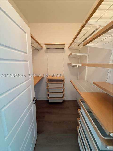 717 NE 191st St, Miami FL - photo 10 of 31