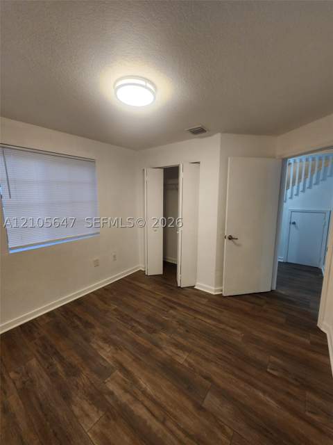 210 SW 3rd Ct, Florida City FL - photo 9 of 21