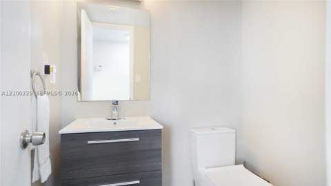 6900 Bay Dr 8K, Miami Beach FL - photo 13 of 57