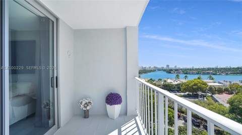 6900 Bay Dr 8K, Miami Beach FL - photo 22 of 57