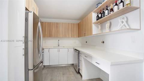 6900 Bay Dr 8K, Miami Beach FL - photo 8 of 57