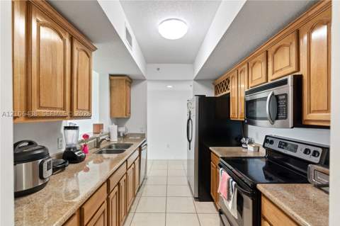 4242 NW 2nd St 1609, Miami FL - photo 18 of 41