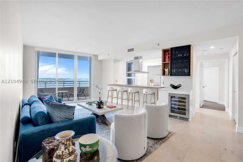 2 bedroom Condominium at 808 Brickell Key Dr 1006, Two Tequesta Point Condo, Miami — photo 1