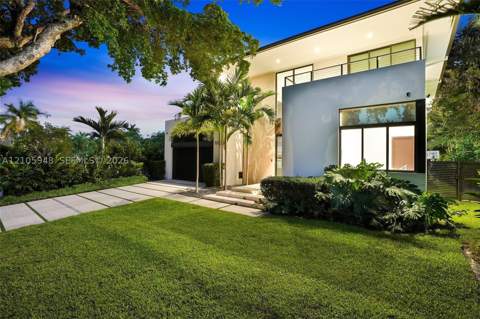 1202 NE 93rd St, Miami Shores FL - photo 12 of 92