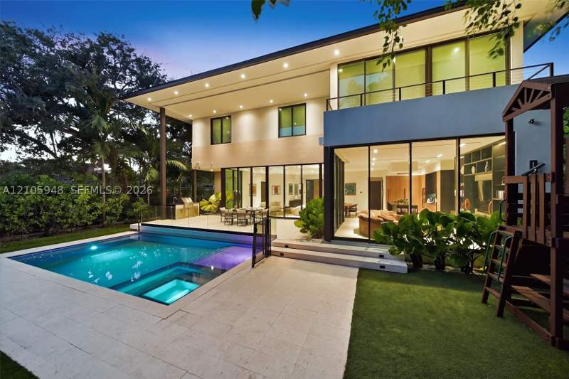 6 bedroom SingleFamilyResidence at 1202 NE 93rd St, Bay Lure, Miami Shores — photo 5