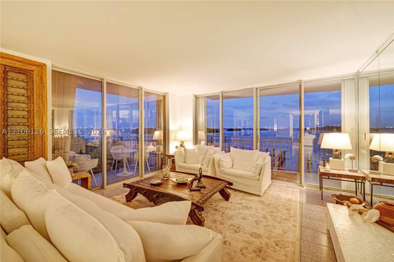 2 bedroom Condominium at 770 NE 69th St 4I, Palm Bay Condominium, Miami — photo 3