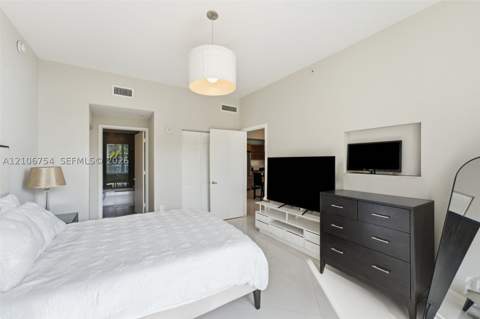 3470 E Coast Ave H0909, Miami FL - photo 12 of 25