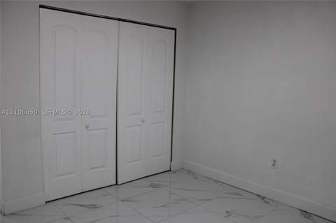 1055 W 77th St 308, Hialeah FL - photo 10 of 47