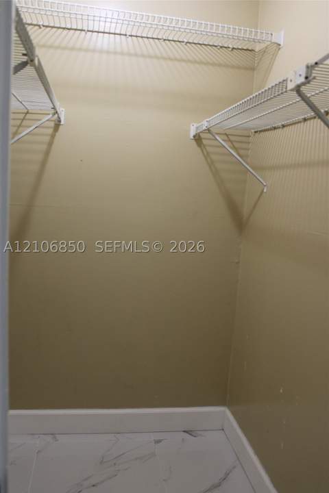 1055 W 77th St 308, Hialeah FL - photo 16 of 47