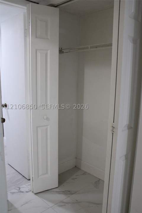 1055 W 77th St 308, Hialeah FL - photo 22 of 47