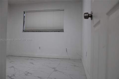 1055 W 77th St 308, Hialeah FL - photo 9 of 47