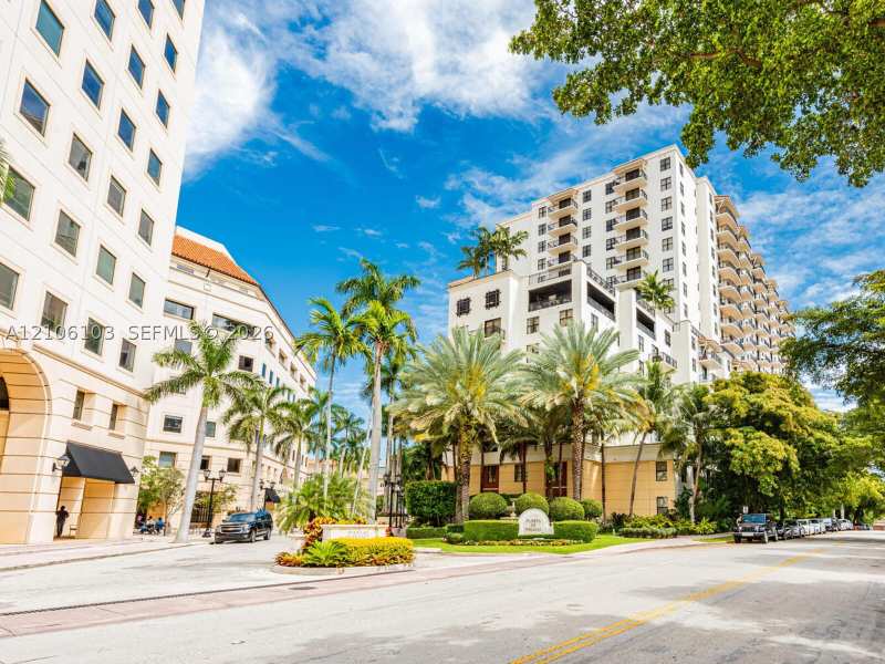 2 bedroom Condominium at 888 S Douglas Rd 602, Puerta De Palmas Condo, Coral Gables — photo 1