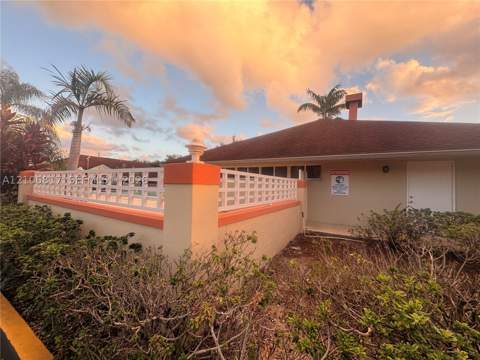18850 NW 57th Ave 306, Hialeah FL - photo 18 of 19