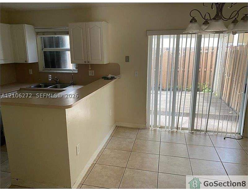 2 bedroom Townhouse at 7075 NW 173rd Dr 1404, Bonita Golf View Townvill, Hialeah — photo 2