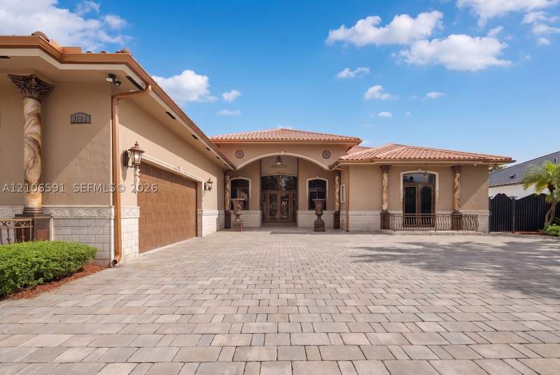 7 bedroom SingleFamilyResidence at 3525 SW 128th Ave, J G Heads Farms Unit A, Miami — photo 3