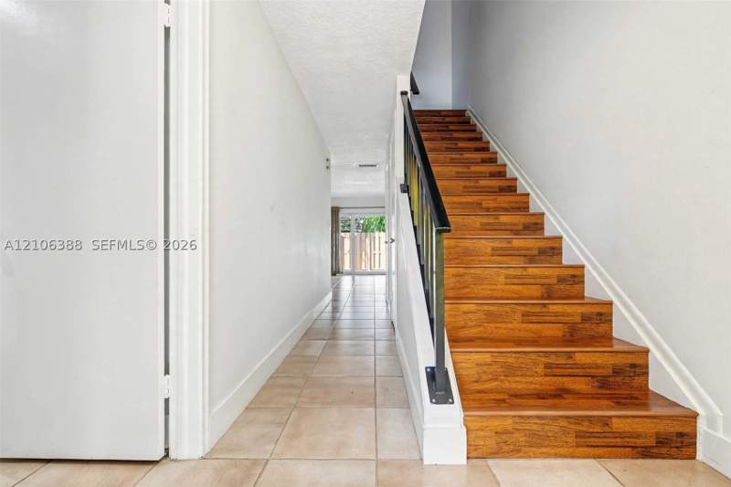 2 bedroom Townhouse at 8110 SW 82nd Ct, Kings Creek, Miami — photo 5