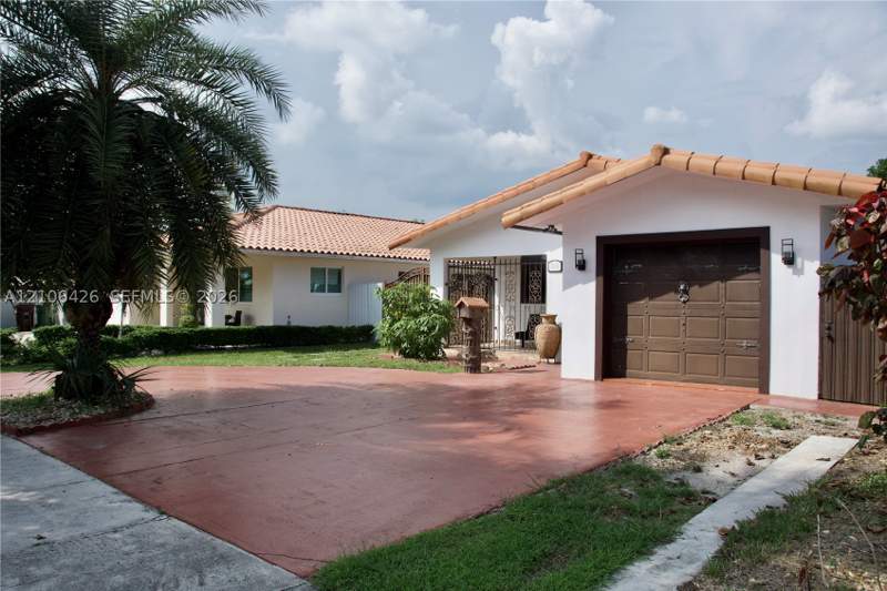 3 bedroom SingleFamilyResidence at 75 W 50th St, Ulelah, Hialeah — photo 3