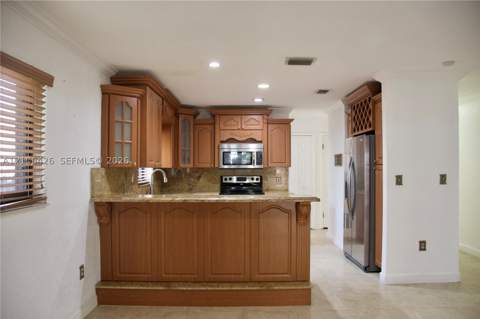 75 W 50th St, Hialeah FL - photo 6 of 32