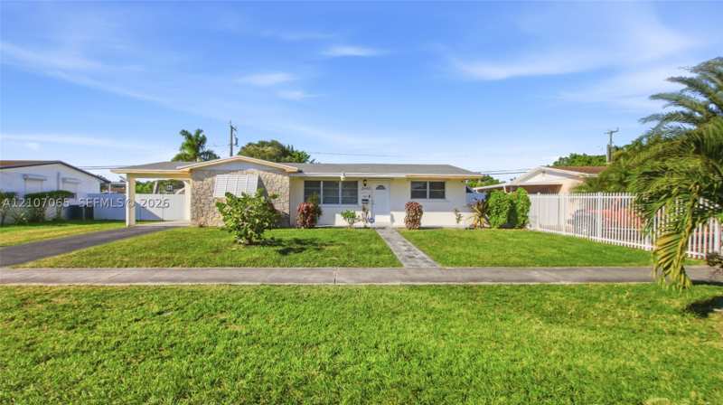 3 bedroom SingleFamilyResidence at 15405 SW 298th Ter, Dixie Estates 2nd Addn, Homestead — photo 1