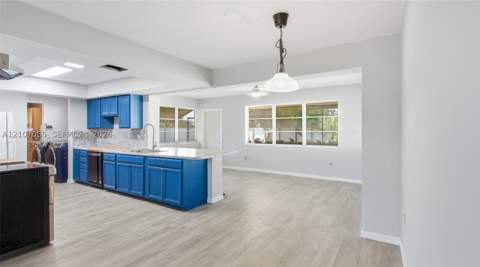 15405 SW 298th Ter, Homestead FL - photo 12 of 38