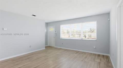 15405 SW 298th Ter, Homestead FL - photo 8 of 38