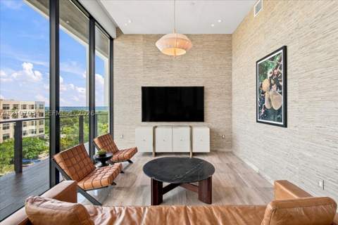 3581 E Glencoe St 605, Coconut Grove FL - photo 13 of 54