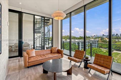 3581 E Glencoe St 605, Coconut Grove FL - photo 14 of 54