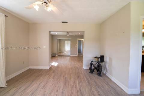 9761 SW 123rd St, Miami FL - photo 13 of 34