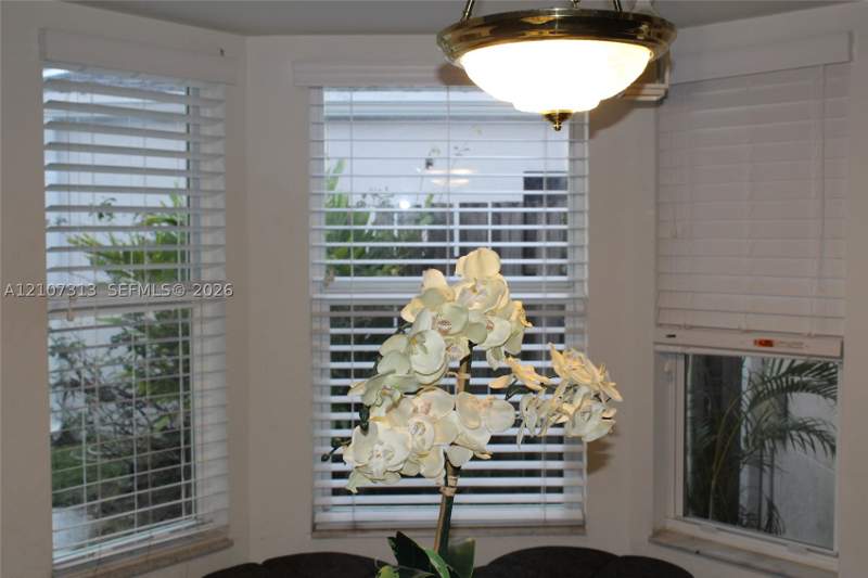 3 bedroom SingleFamilyResidence at 9818 SW 222nd Ter, Lakes By The Bay Sec 5, Cutler Bay — photo 3