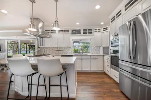 17550 SW 86th Ave, Palmetto Bay FL - photo 7 of 26