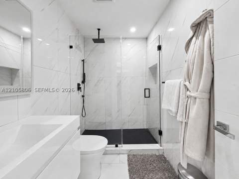 20409 NE 10th Ct Rd, Miami FL - photo 12 of 24