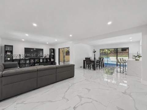 20409 NE 10th Ct Rd, Miami FL - photo 6 of 24