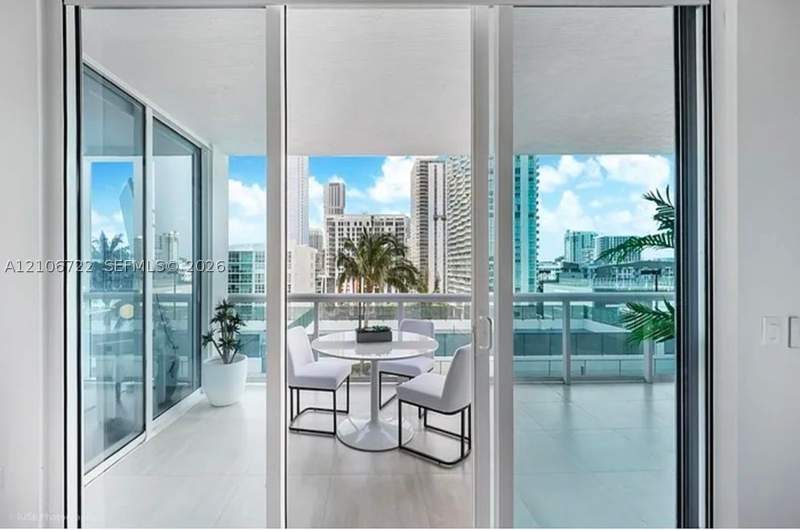 2 bedroom Condominium at 480 NE 30th St 1005, Platinum Condo, Miami — photo 5