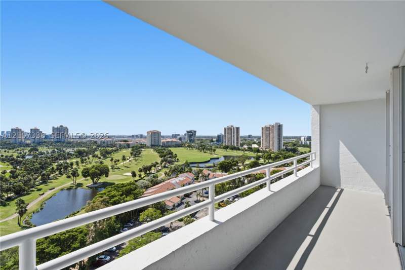 2 bedroom Condominium at 20355 NE 34th Ct 1824, Delvista Towers Condo, Aventura — photo 2