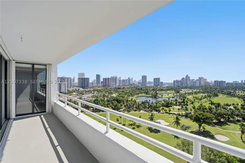 2 bedroom Condominium at 20355 NE 34th Ct 1824, Delvista Towers Condo, Aventura — photo 3