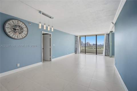 20355 NE 34th Ct 1824, Aventura FL - photo 6 of 26