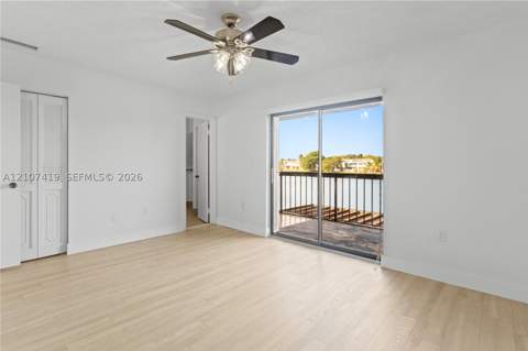 6745 NW 169th St 15F, Hialeah FL - photo 15 of 16