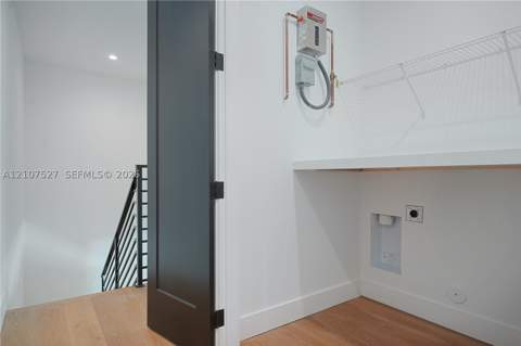 355 NW 50th St, Miami FL - photo 13 of 20