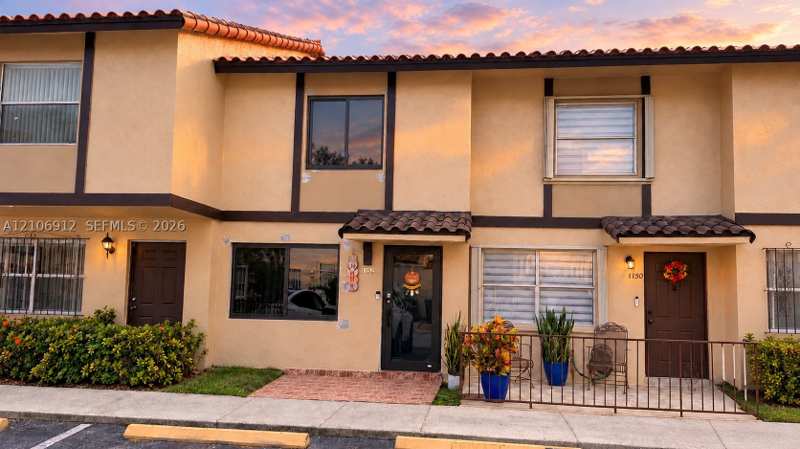 2 bedroom Condominium at 1142 W 42nd St 19, Oasis En Mango Hill Condo, Hialeah — photo 1