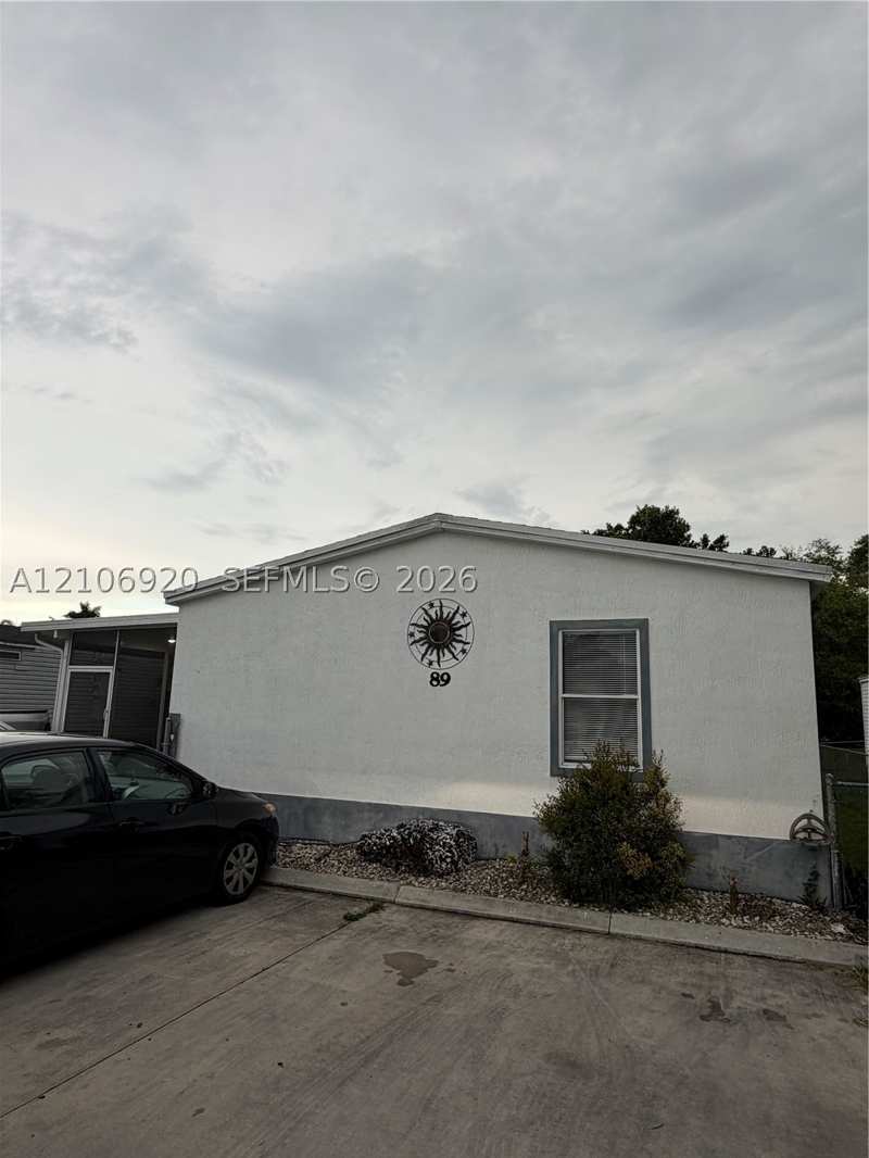 3 bedroom MobileHome at 19800 SW 180 ave t, Americana Village Condo, Miami — photo 1