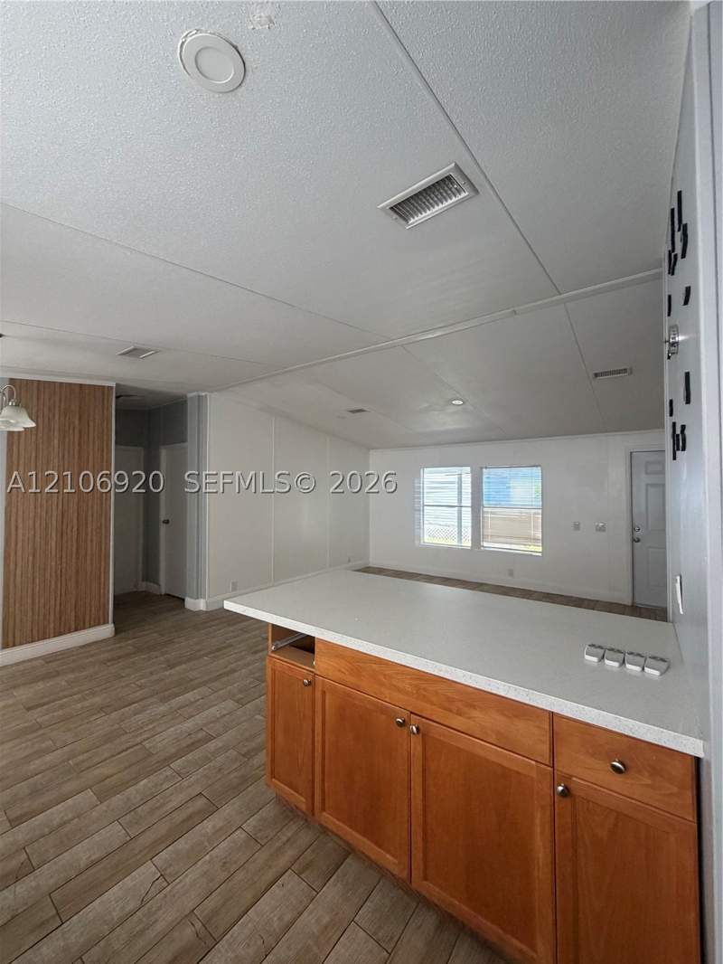 3 bedroom MobileHome at 19800 SW 180 ave t, Americana Village Condo, Miami — photo 4
