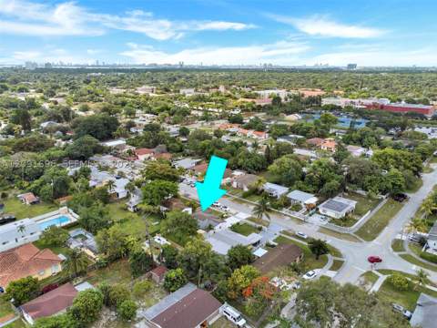75 NW 117th St, Miami FL - photo 9 of 32