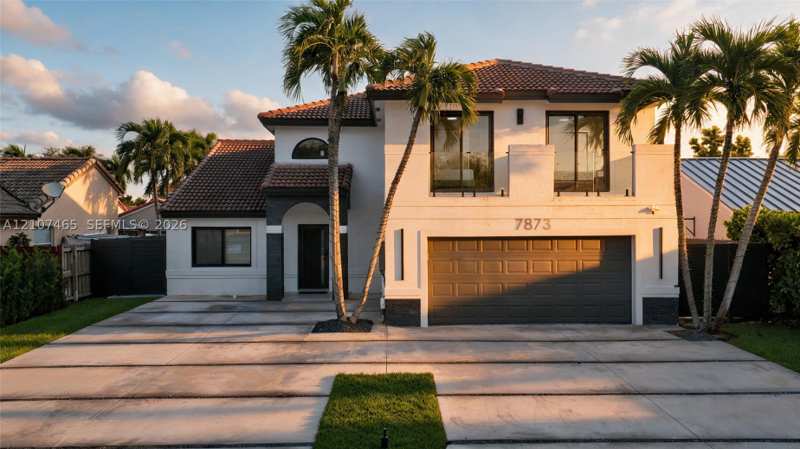 4 bedroom SingleFamilyResidence at 7873 SW 161st Pl, Heftler Homes At Lago Mar, Miami — photo 1
