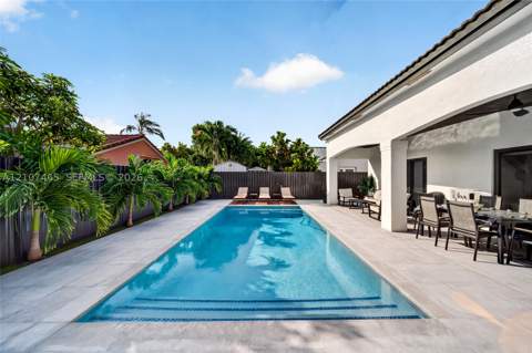 7873 SW 161st Pl, Miami FL - photo 12 of 54
