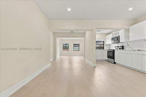 4606 SW 1st St, Miami FL - photo 8 of 45