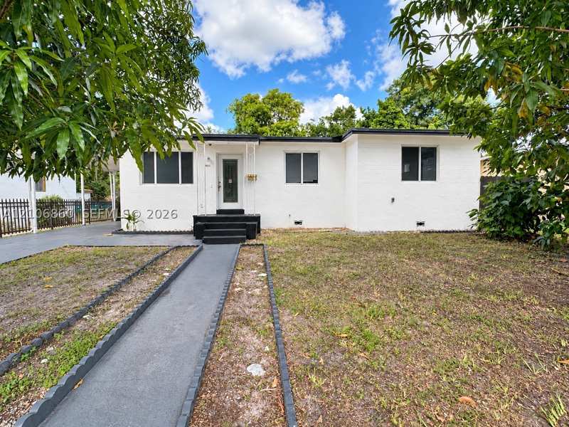 3 bedroom SingleFamilyResidence at 921 NE 154th St, Jillshar-Darrylcar, North Miami Beach — photo 1